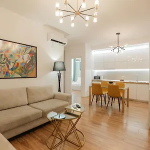 Miku Apartment-sophisticated 2bd At Taiwan , Tirana Albania